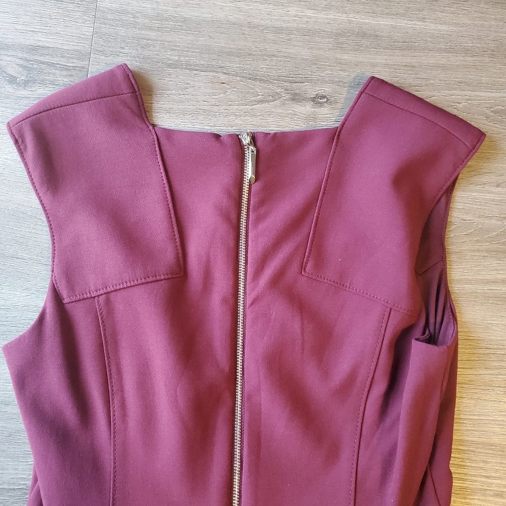 Dress - Picture 5 of 5